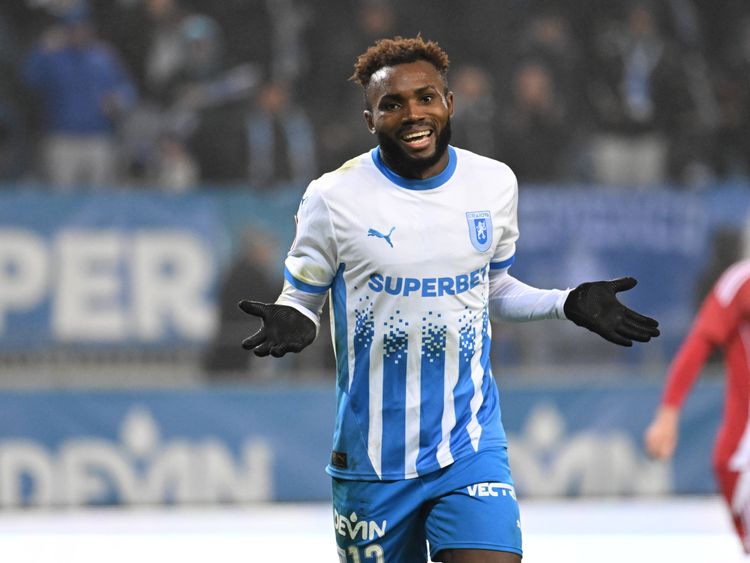 Meet Monday Etim; first Nigerian to win the Romanian Superliga with Universitatea Craiova