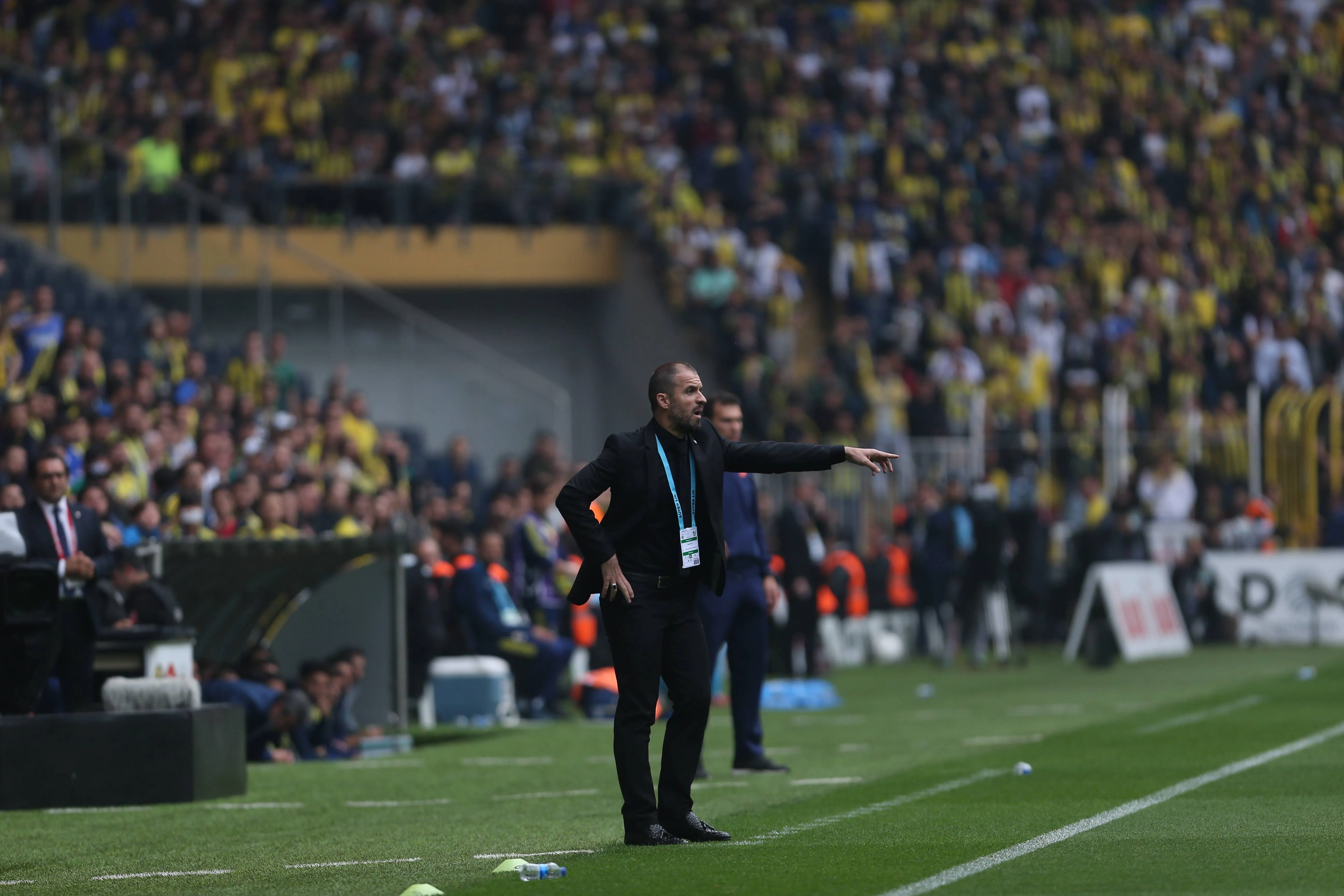 Coach Mustafa Er of Bursaspor