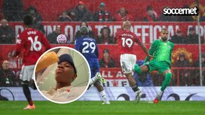 Watch: Asisat Oshoala reacts to Chelsea’s defeat to Manchester United with TikTok trend