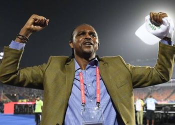 Arsenal legend Kanu Nwankwo makes first big decision at NPFL kings Enyimba