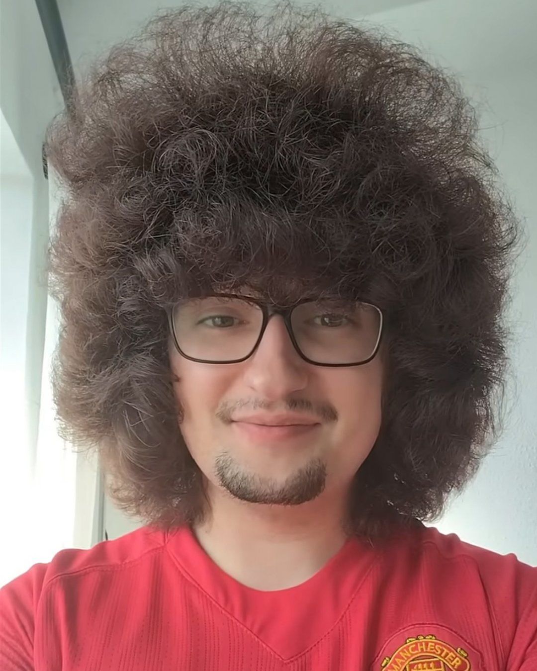 Manchester United fan Frank Ilett