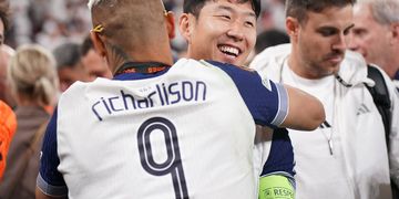 Brazil 2-0 Serbia: “Make Gabriel Jesus go buy seat belt” – Nigerians applaud Richarlison masterclass