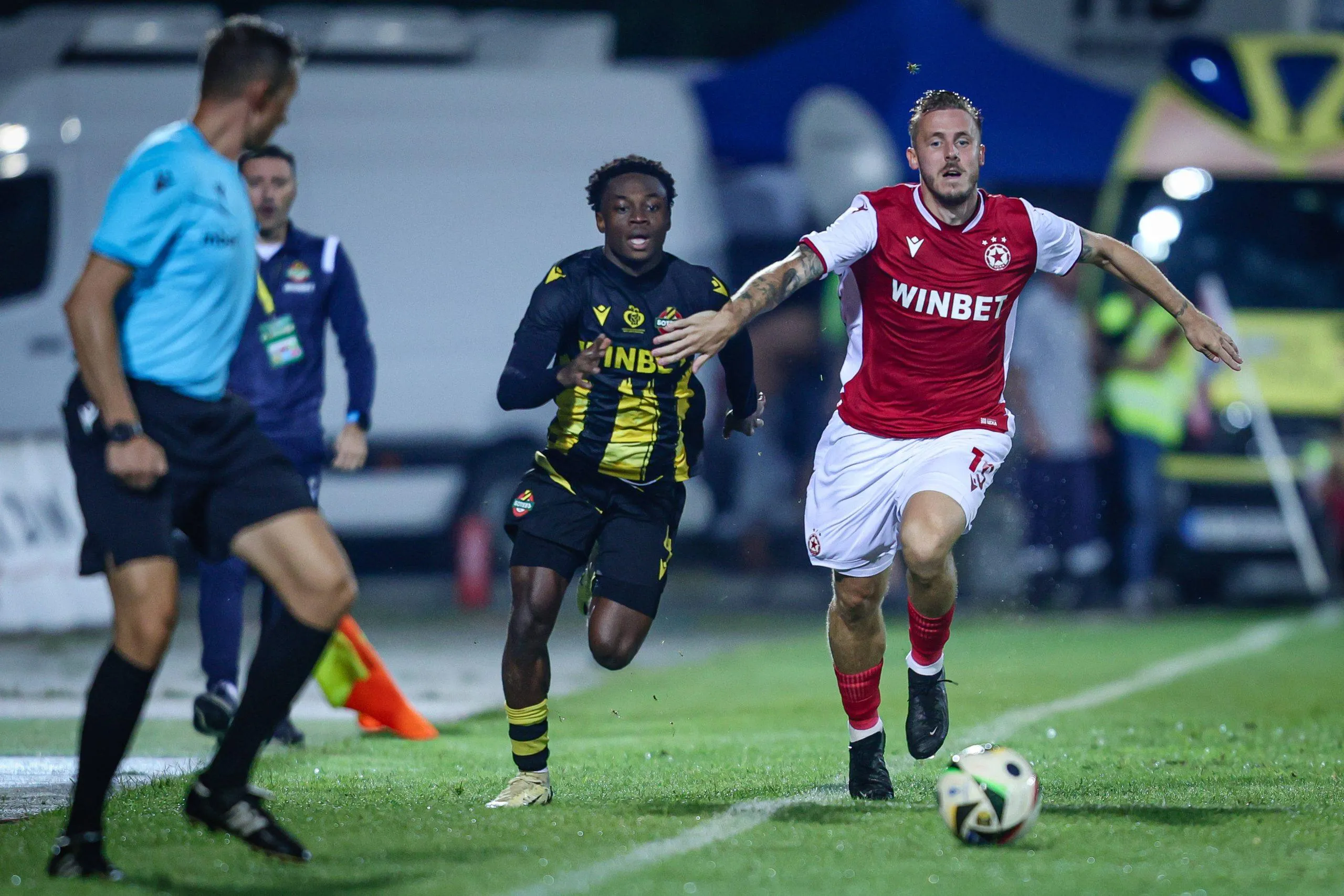 EFL club that narrowly missed Premier League promotion signs Nigerian star scouted by AI
