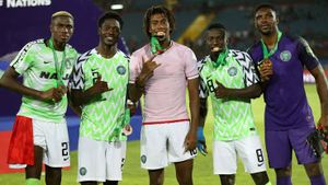 Super Eagles star bid farewell to teammates after Inter Milan clash ahead of possible EPL return