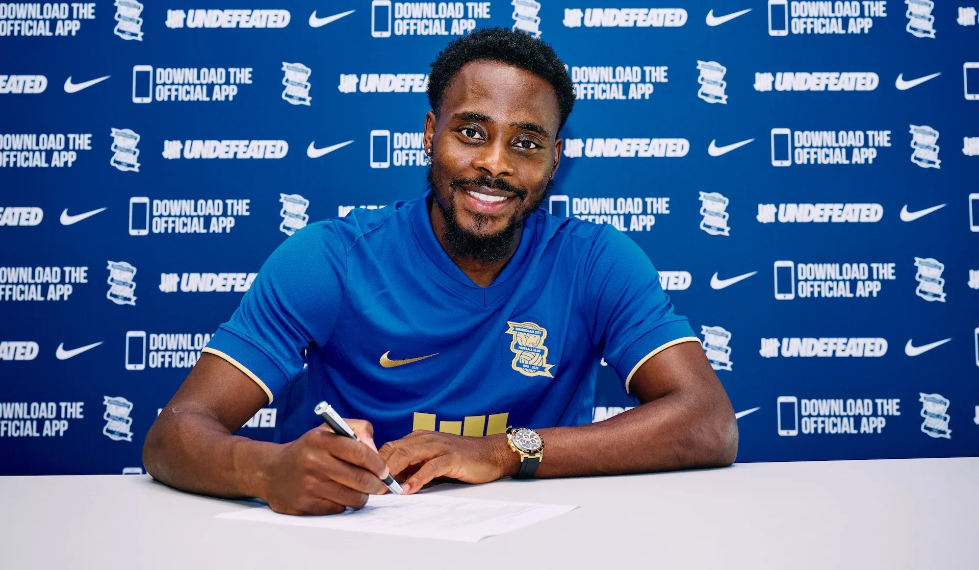 Bright Osayi-Samuel signs for Birmingham City