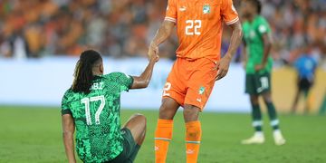 PL Roundup: Iwobi stars as Everton hold Liverpool; Onyeka gets valuable time in Leeds trashing