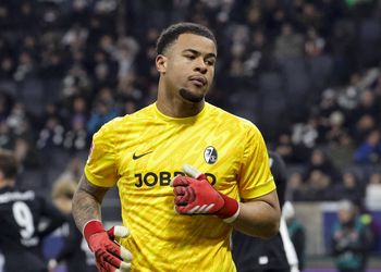 Atubolu vs Aniogboso: Who is best to solve Peseiro’s goalkeeper crisis at AFCON?