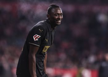 Report: Alaves set to swoop in for record-breaking Super Eagles striker