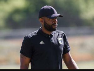 “I will always pick at least 3 NPFL players” – Super Eagles head coach hopeful Nsien promises to do better than Peseiro, Rohr