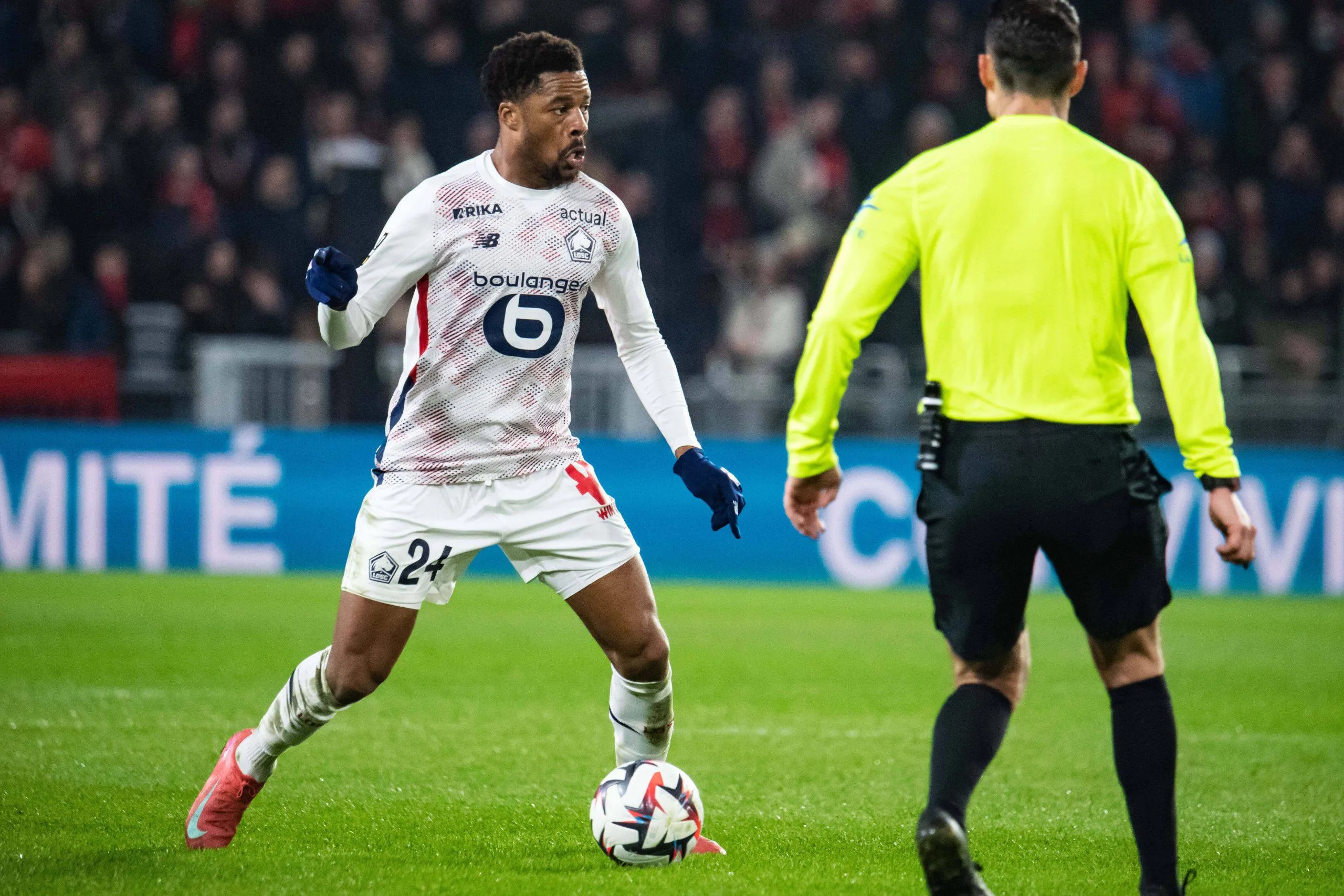 Chuba Akpom