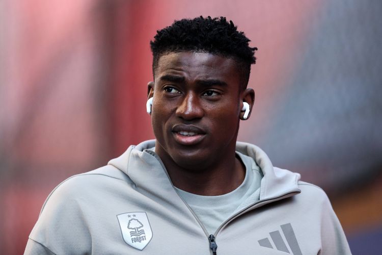 “Too painful for Awoniyi” – Nottingham Forest coach breaks silence following clash with club owner Marinakis