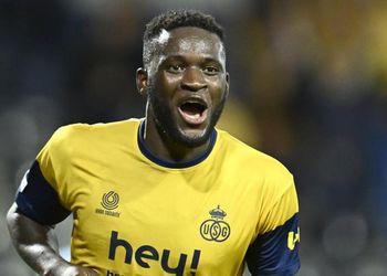 Super Eagles striker receives hero’s welcome on return to Berlin