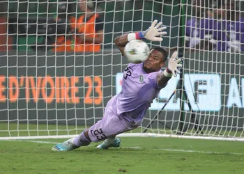 Devastating: Super Eagles goalkeeper Stanley Nwabali loses mum, weeks after father’s death