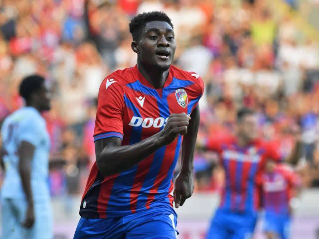 Rafiu Durosinmi: Viktoria Plzen talent follows Austin Okocha’s path to Eintracht Frankfurt