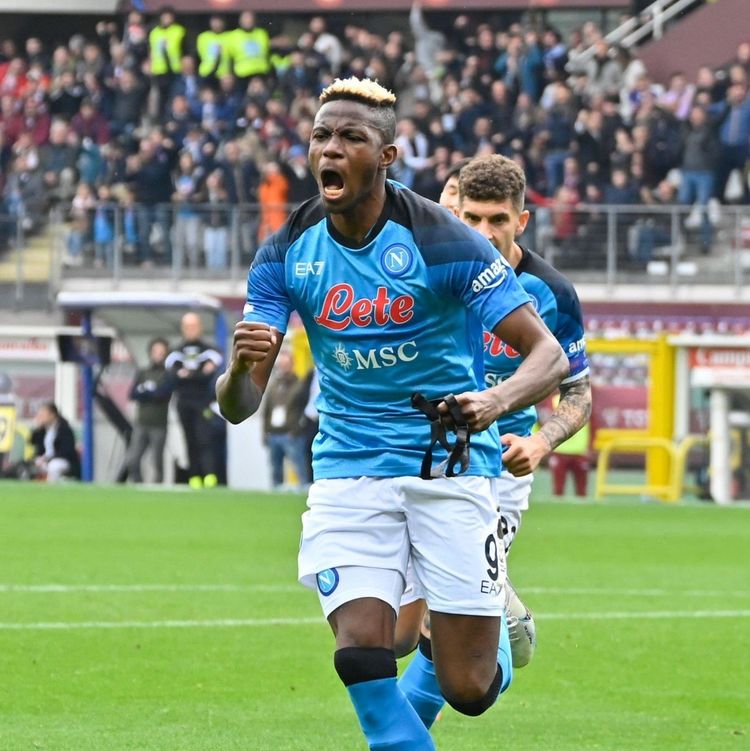WATCH: Osimhen scores beautiful scissors-kick goal in Napoli training