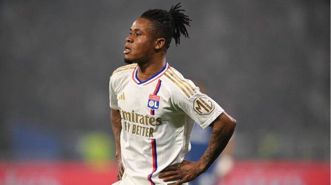 Leipzig and Borussia Dortmund to battle for struggling Nigerian striker