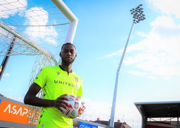Arsenal-owned Nigerian goalkeeper sends message to Crewe fans after leaving for Bundesliga club