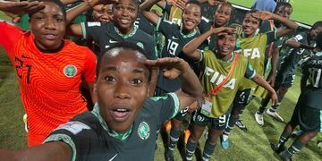 Flamingos stroll into quarterfinals with eight goals in two matches after Ecuador walk in the park