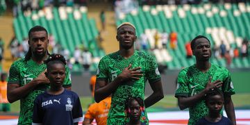 President Buhari gives Super Eagles legend posthumous award