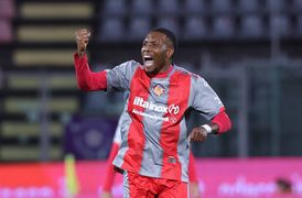 Joy short-lived: Super Eagles striker suffers injury after scoring first Serie A goal in 12 months