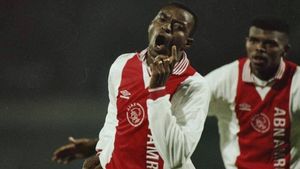 Dutch giants Ajax celebrate Super Eagles great George Finidi’s 52nd birthday in style