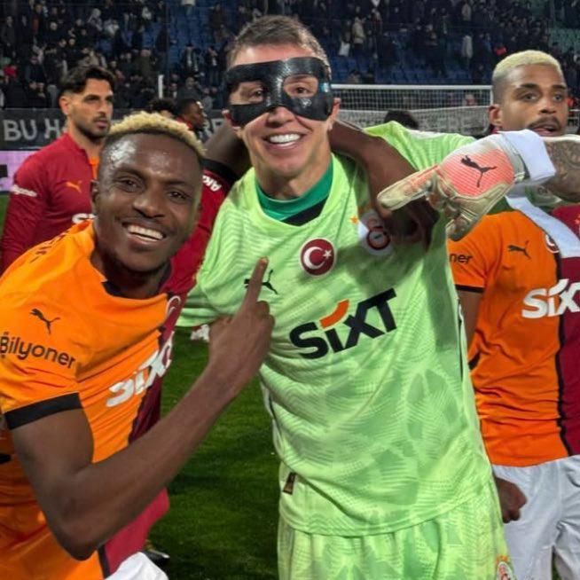 Victor Osimhen and Galatasaray Goalkeeper