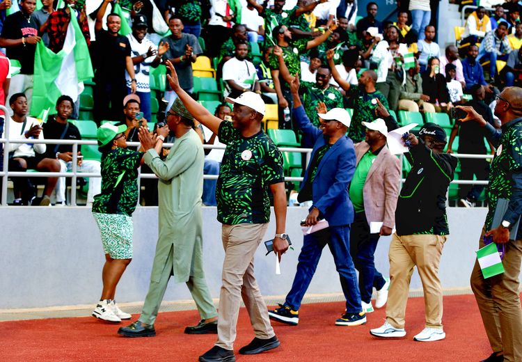 Watch: Calvin Bassey lifts NFF President as Super Eagles celebrate play-offs qualification