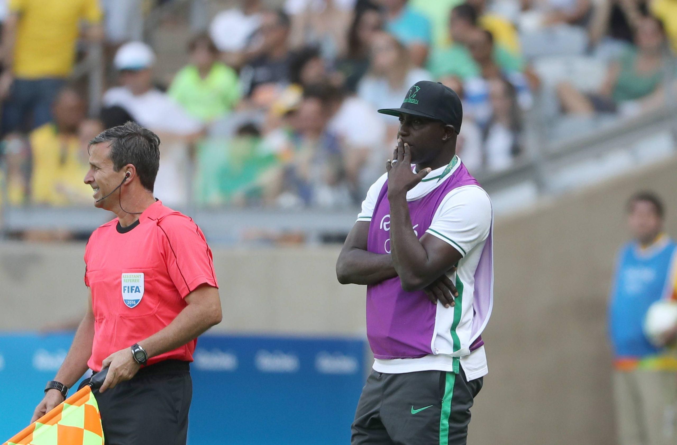 Samson Siasia,coach of Nigeria (R) gestures during the men s football bronze medal match between Nigeria and Honduras at the 2016 Rio Olympic Games