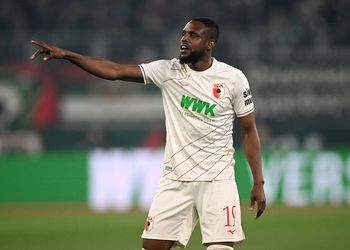 “It was an outstanding game”- Augsburg boss Jess Thorup raves on about Frank Onyeka’s impressive Bundesliga debut