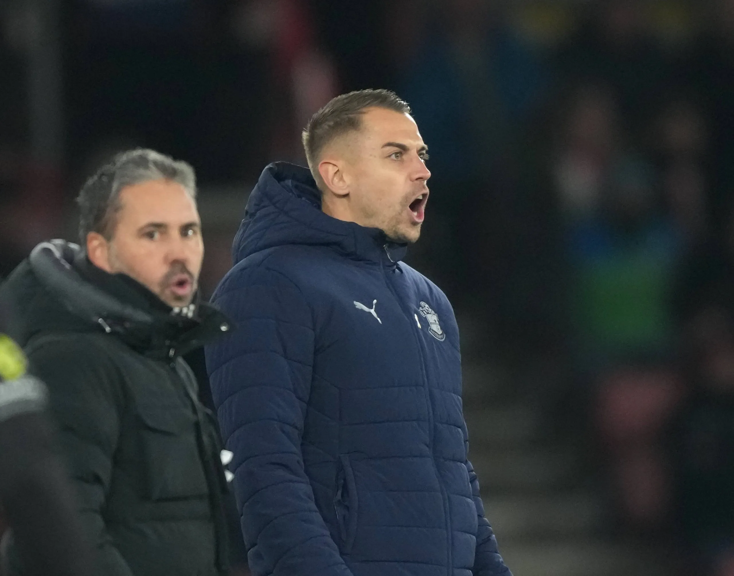  Tonda Eckert manager of Southampton shouts directions to his team