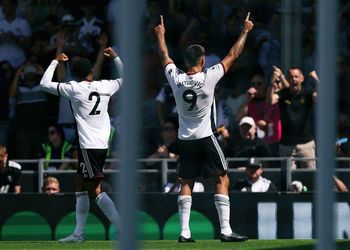 Mitrovic continues rich scoring form as Fulham hold Liverpool