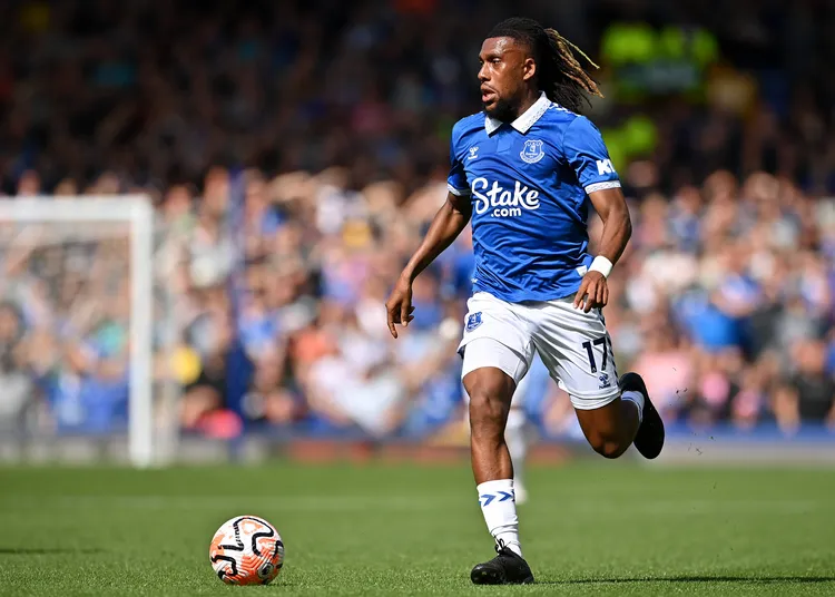 Super Eagles star Alex Iwobi in Everton's colours 