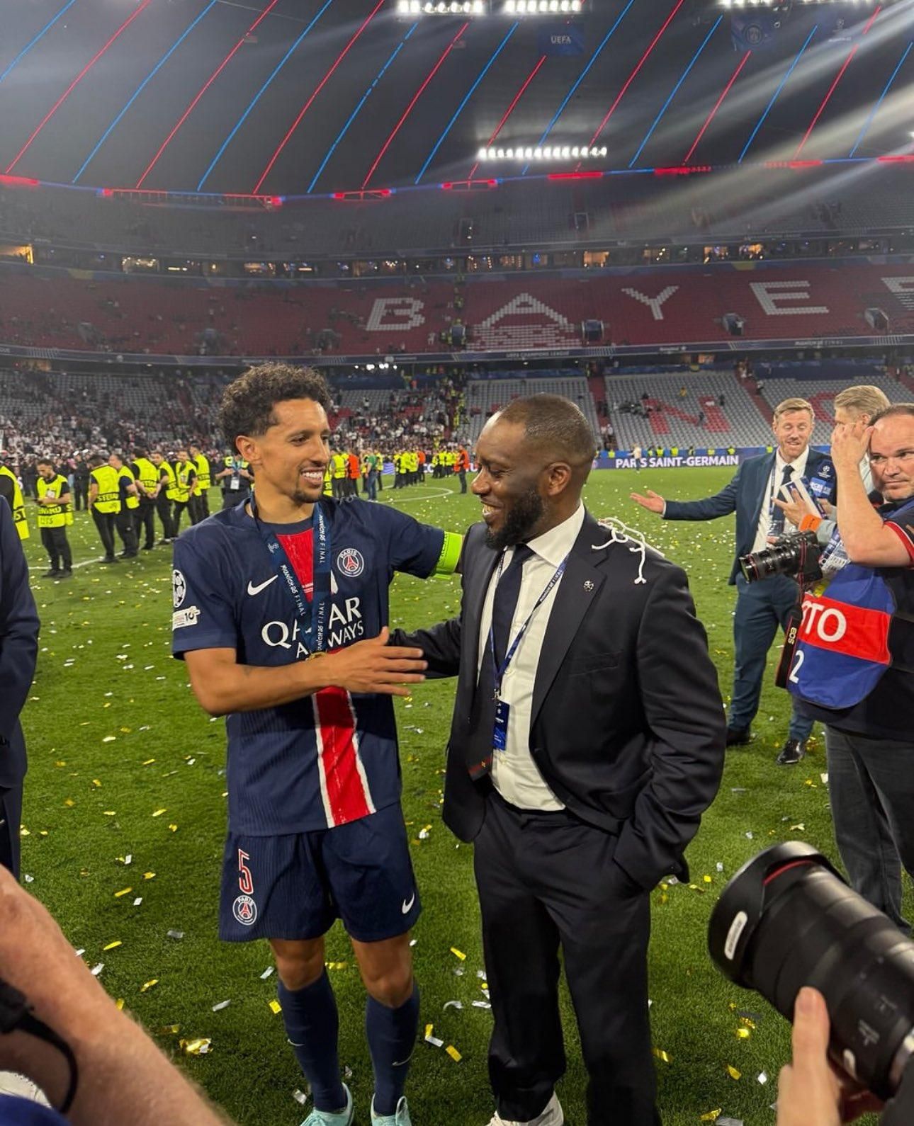 Okocha and Marquinhos after PSG victory against Inter