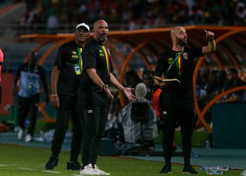 Nigerian fighter Israel Adesanya wins N10 million bet as Enyimba edge Lobi Stars in NPFL thriller