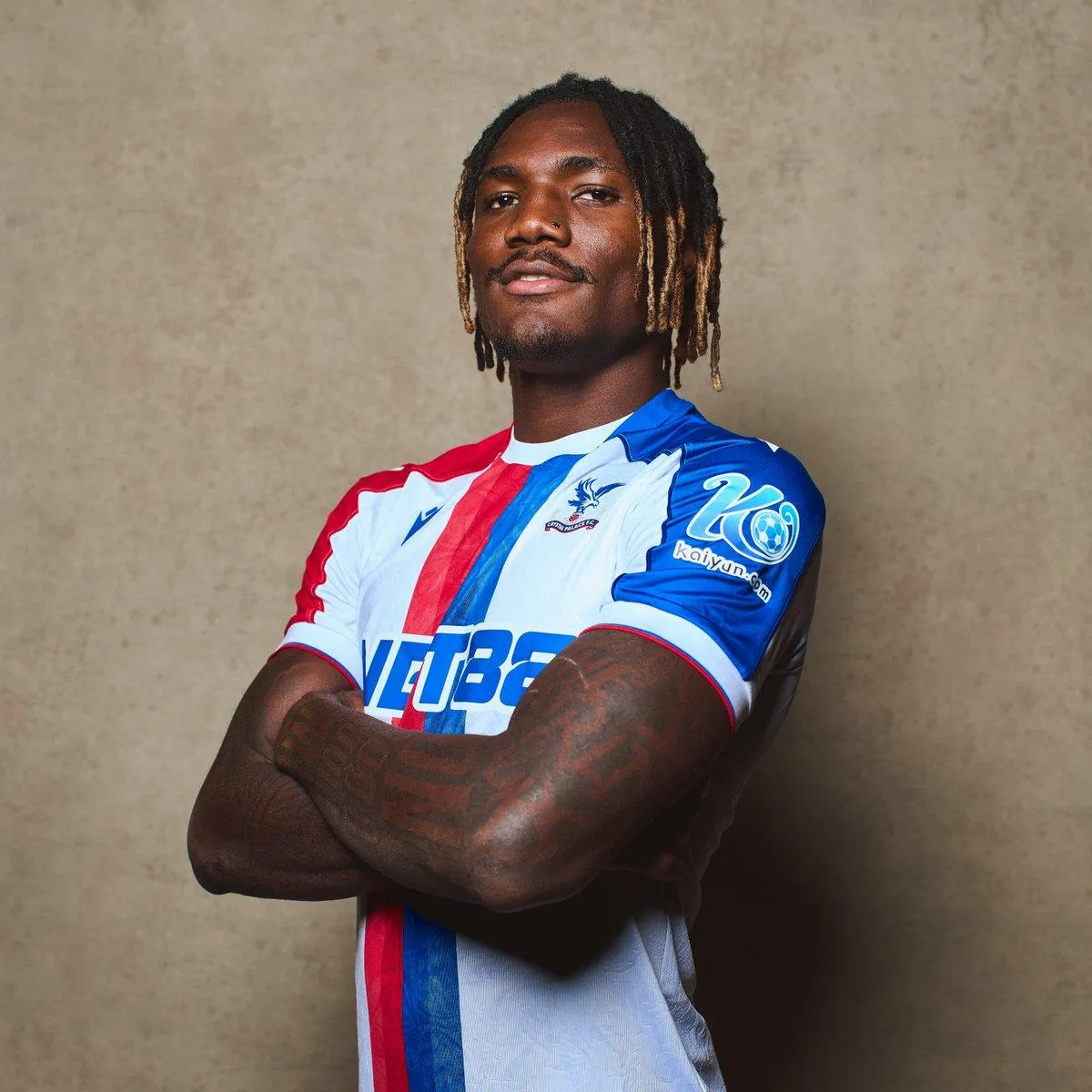 Christantus Uche signs for Crystal Palace