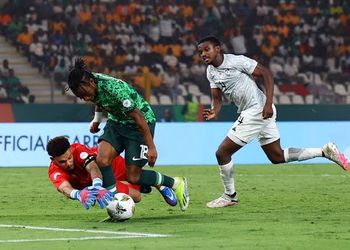 “We can shock them again” – South Africa coach Broos aims to ambush Nigeria’s Finidi like AFCON Peseiro