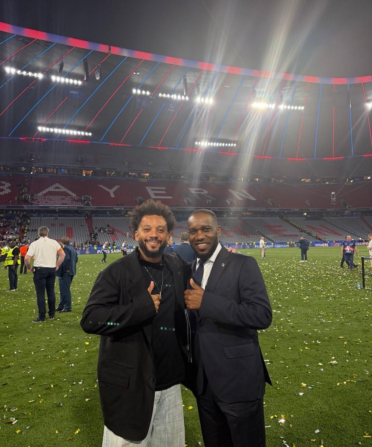 Okocha and Marcelo after PSG victory against Inter