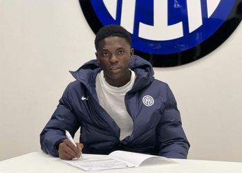 “Great growth for him” – Italian football agent evaluates Akinsanmiro’s first season with Inter