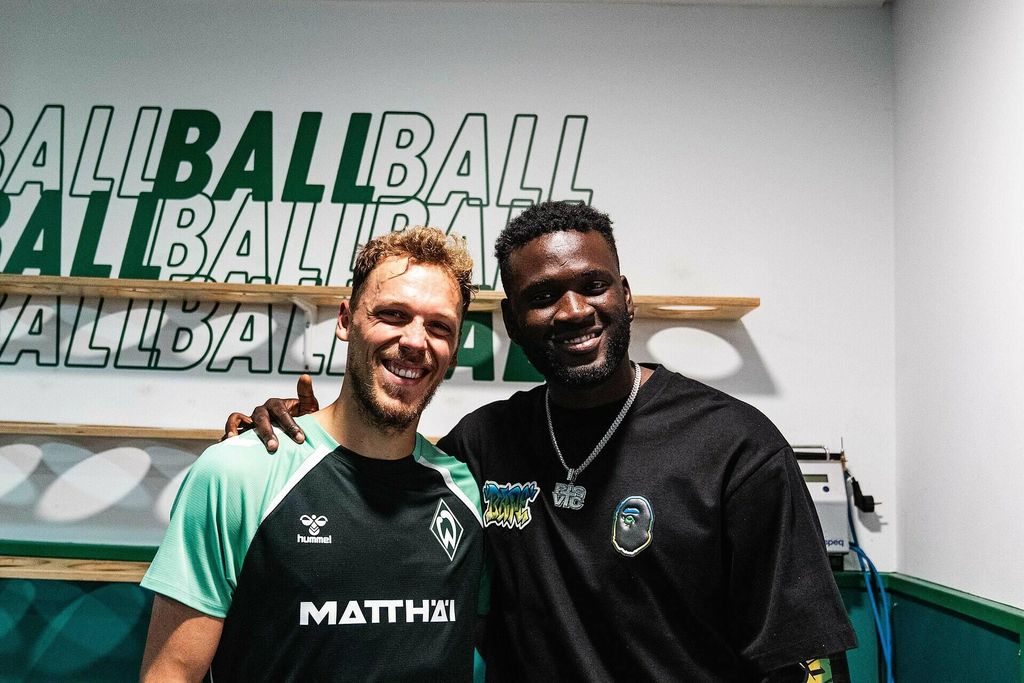 Senne Lynen and Victor Boniface at the Weser Stadion