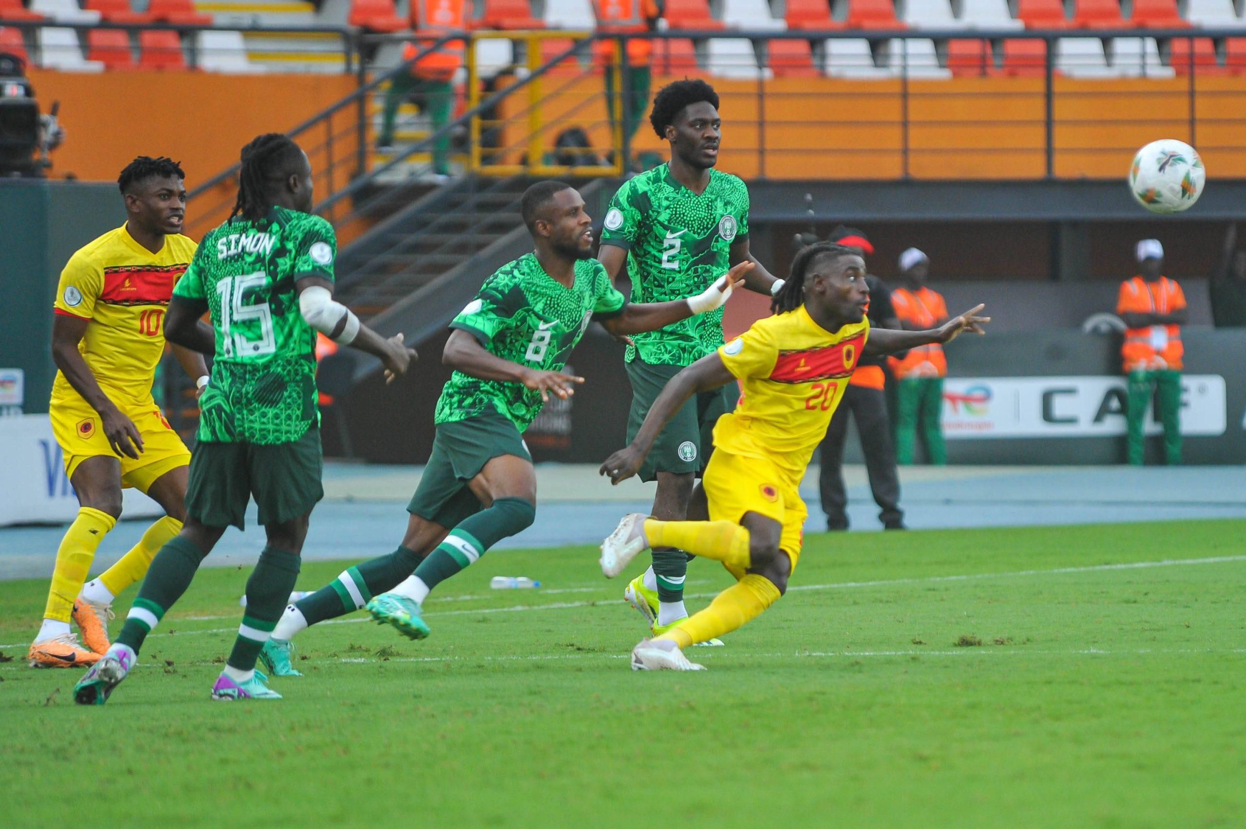  Simon Moses, Frank Onyeka and Ola Aina of Nigeria