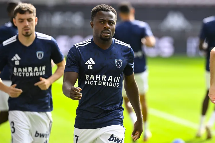 Nigeria and Paris FC forward Moses Simon