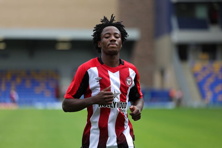 Benjamin Fredrick: Ex-Flying Eagles star reveals major target after winning Brentford’s U-21 POTY award