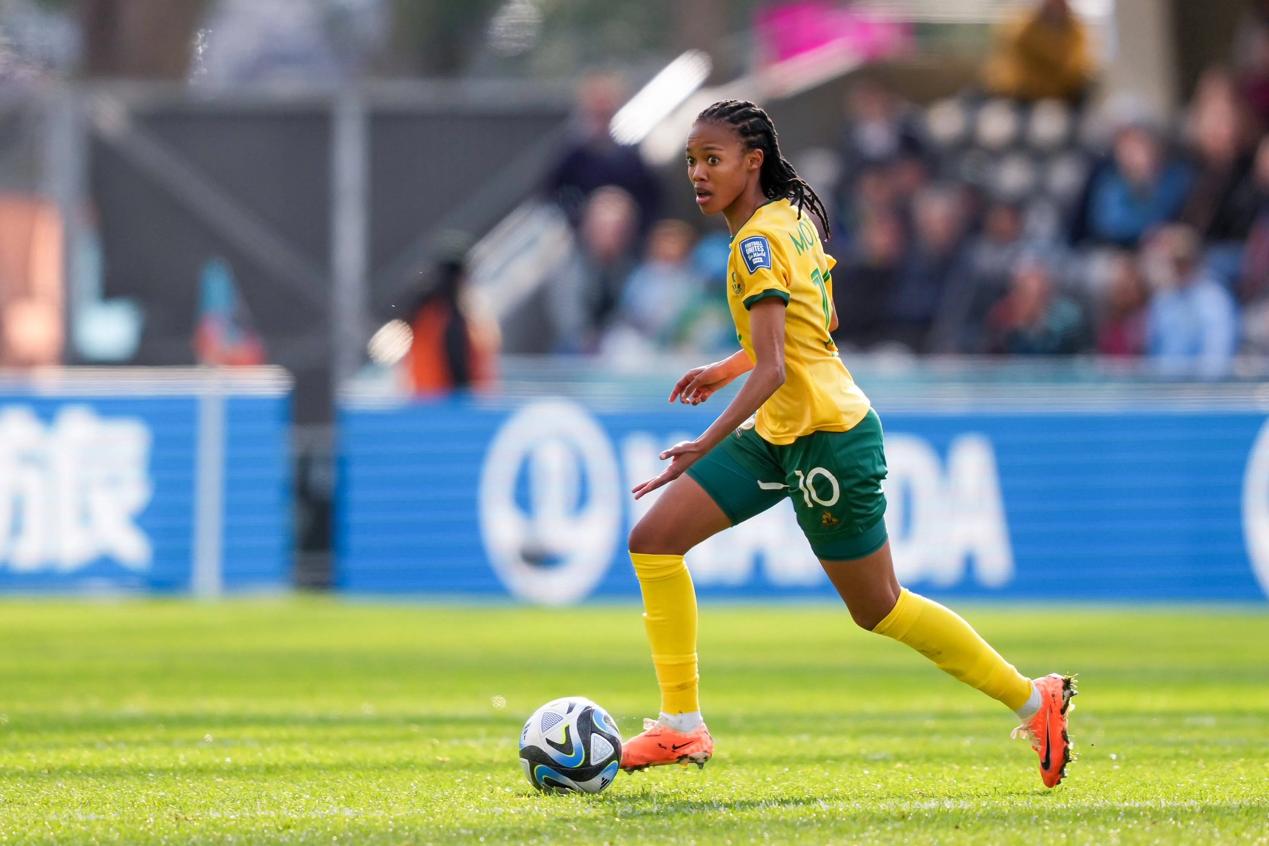 Linda Motlhalo 10 South Africa controls the ball during the FIFA Womens World Cup 2023 football match between Argentina and South Africa at Dunedin Stadium in Dunedin, New Zealand.