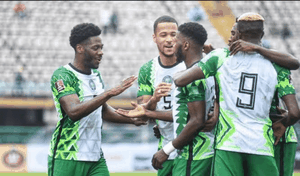 “He was a fighter” – Super Eagles star reveals the former Arsenal man who helped him adapt to Premier League football