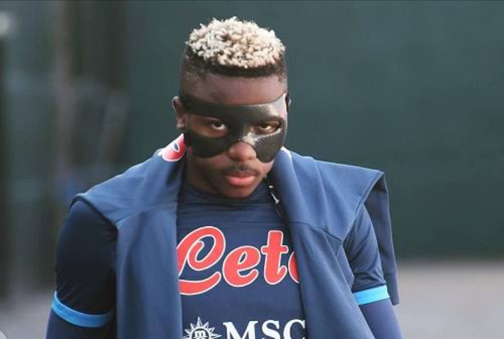 “He’s healed” – Napoli doctor explains the reason why Victor Osimhen still wears a protective mask