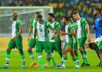 “He reminds me of Ronaldo” – Exceptional Super Eagles striker draws praise from former UEFA CW Cup winner