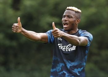 Premier League club set to hijack Osimhen deal as Napoli-Galatasaray drag clause