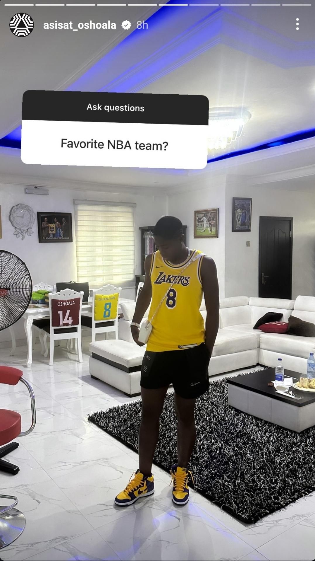 Asisat Oshoala (Instagram)