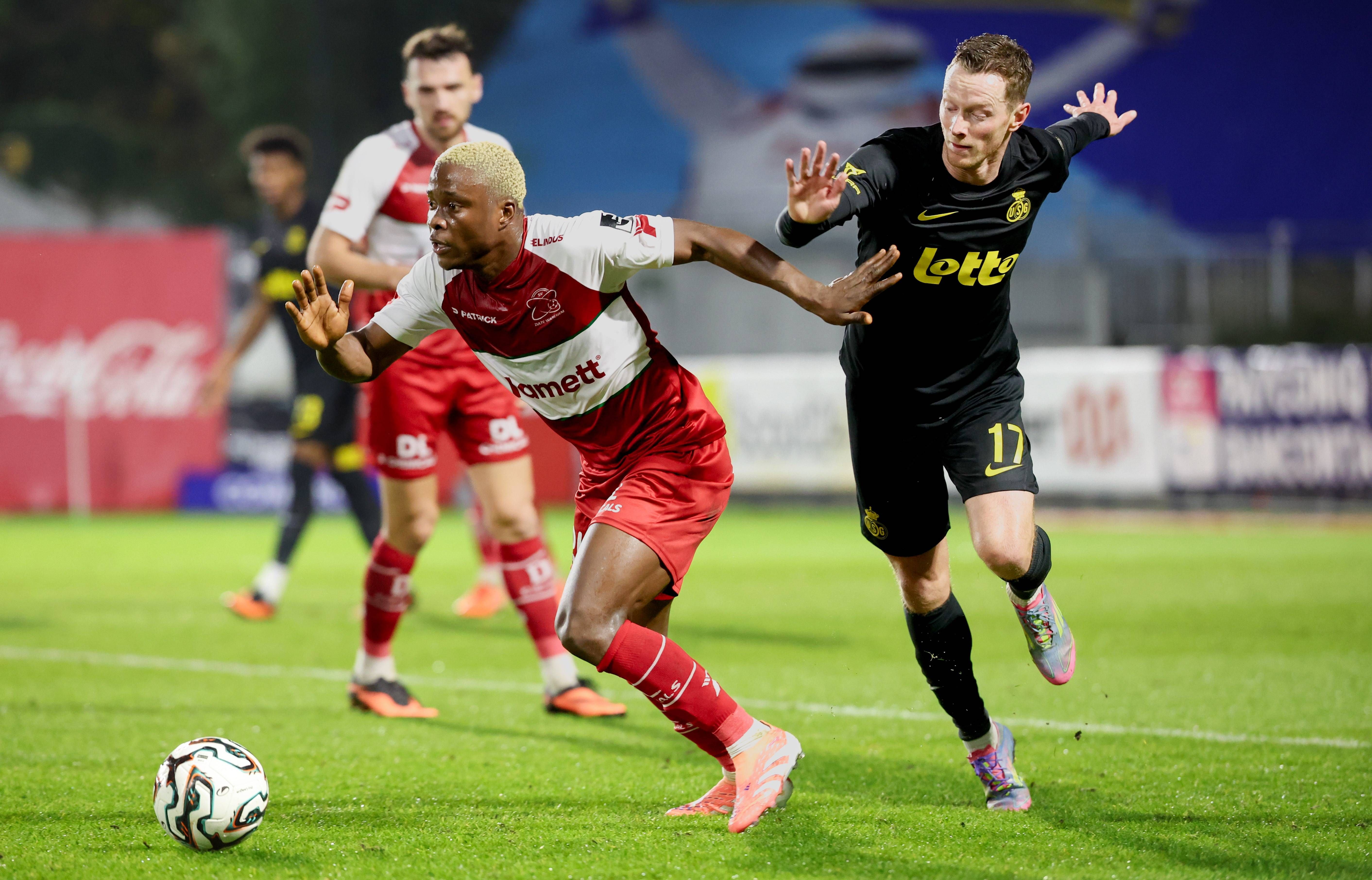 Nigerian midfielder Tochukwu Nnadi