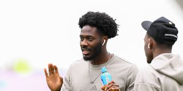 Pellegrini Put Hopes In Kelechi Iheanacho